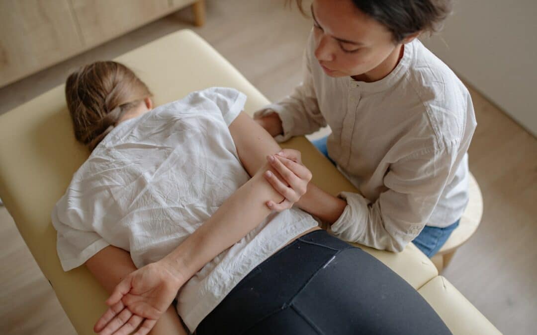 Ways Chiropractic Treatment Relieves Pain and Helps You